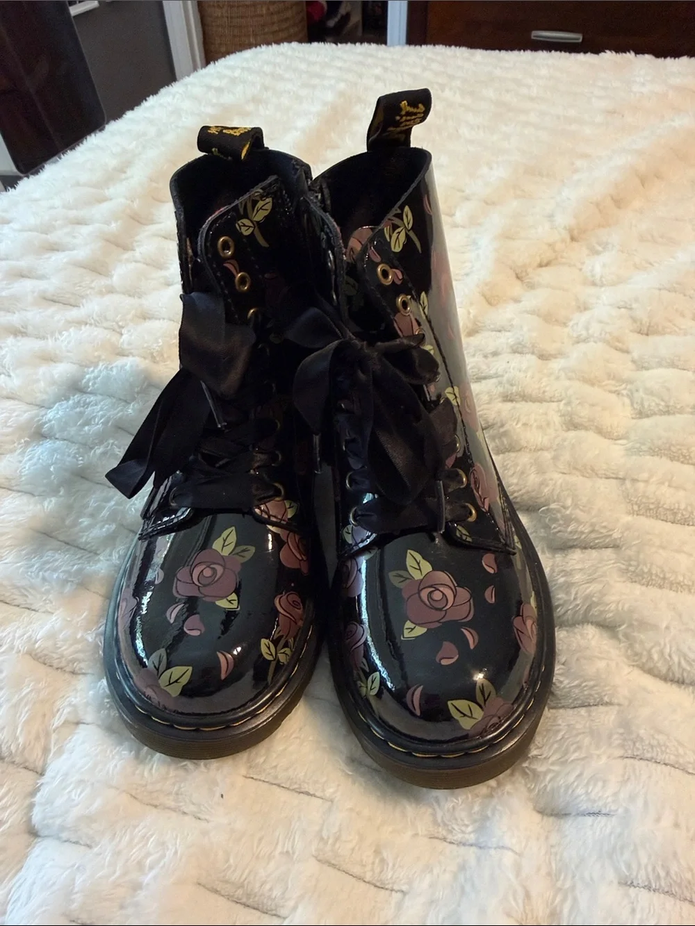Dr. Martens Black Patent Rose Print Kids Lace-Up Boots